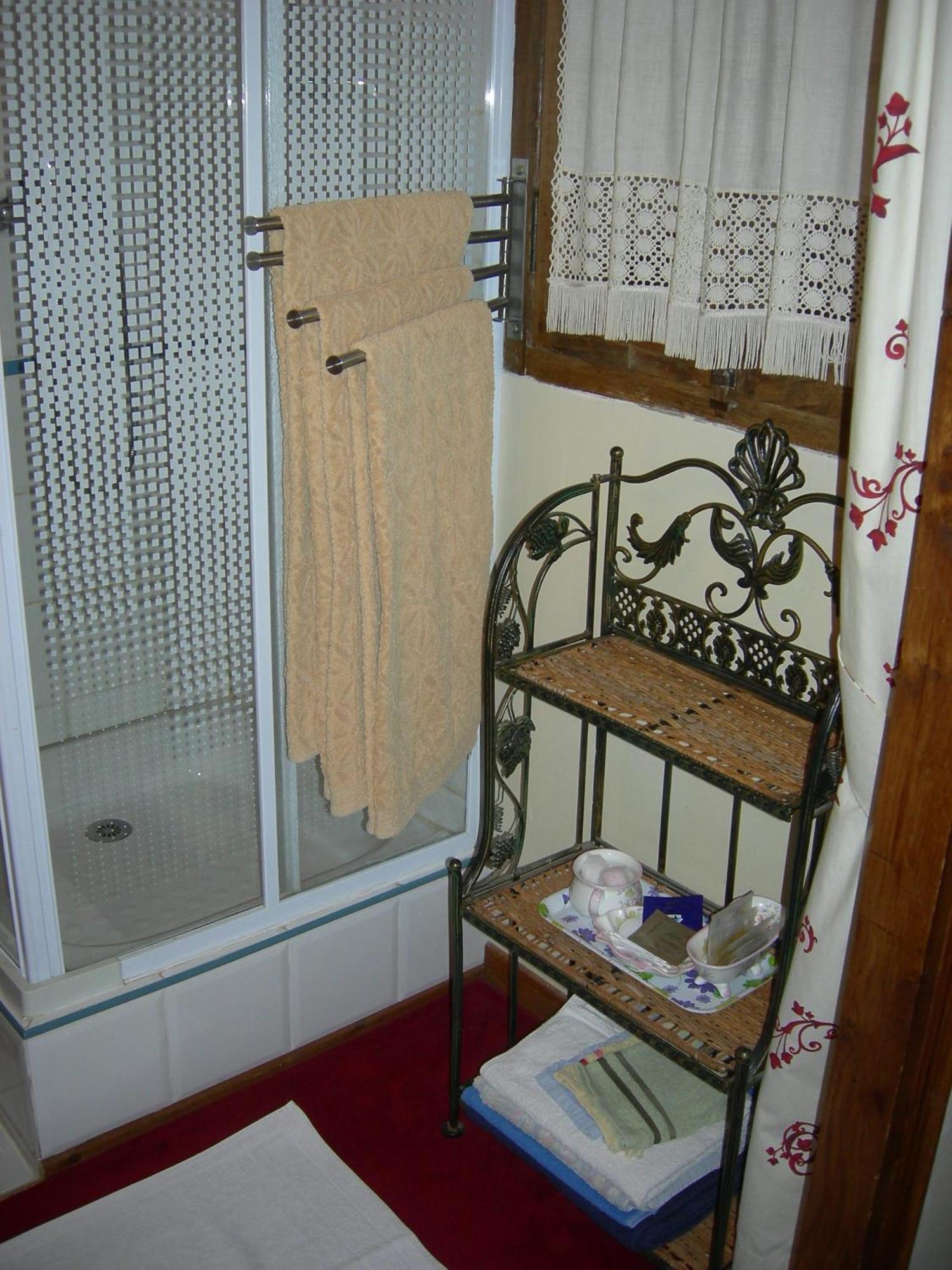 La Ferme Rose Bed & Breakfast Cergy Eksteriør bilde